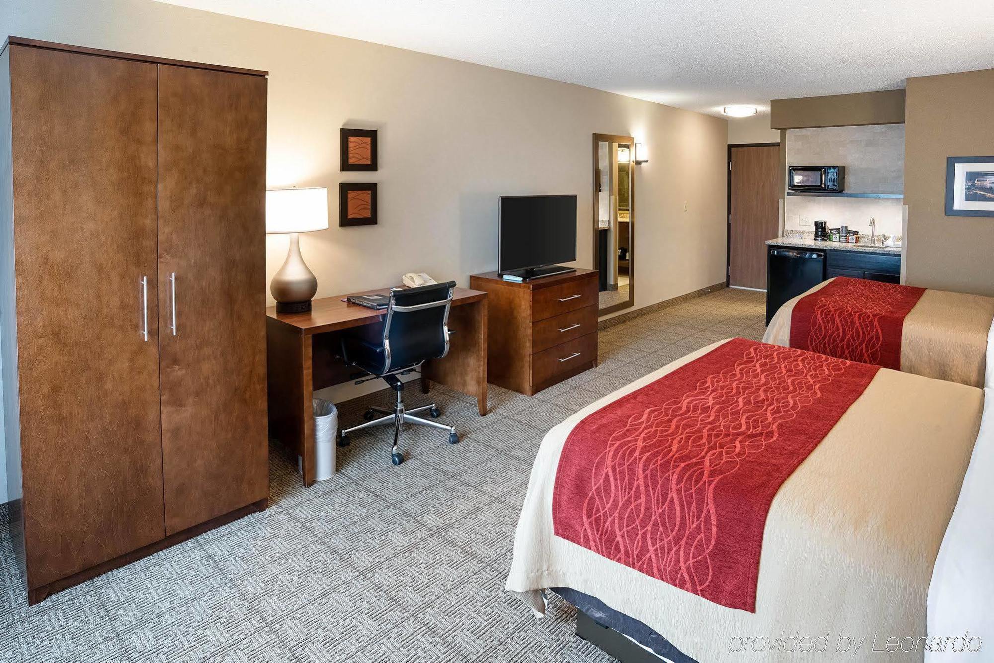Inn Comfort West 2*